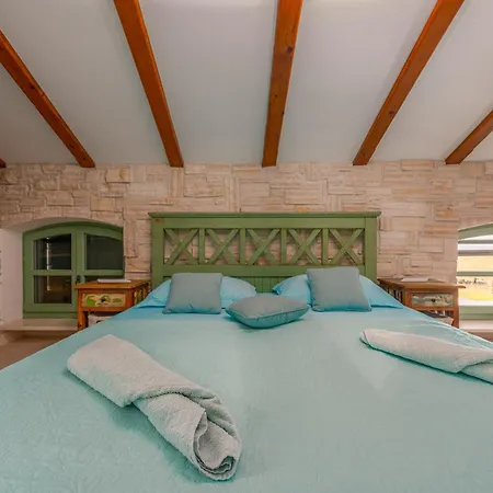 Feriehus Kuca Za Odmor Didovi Dvori